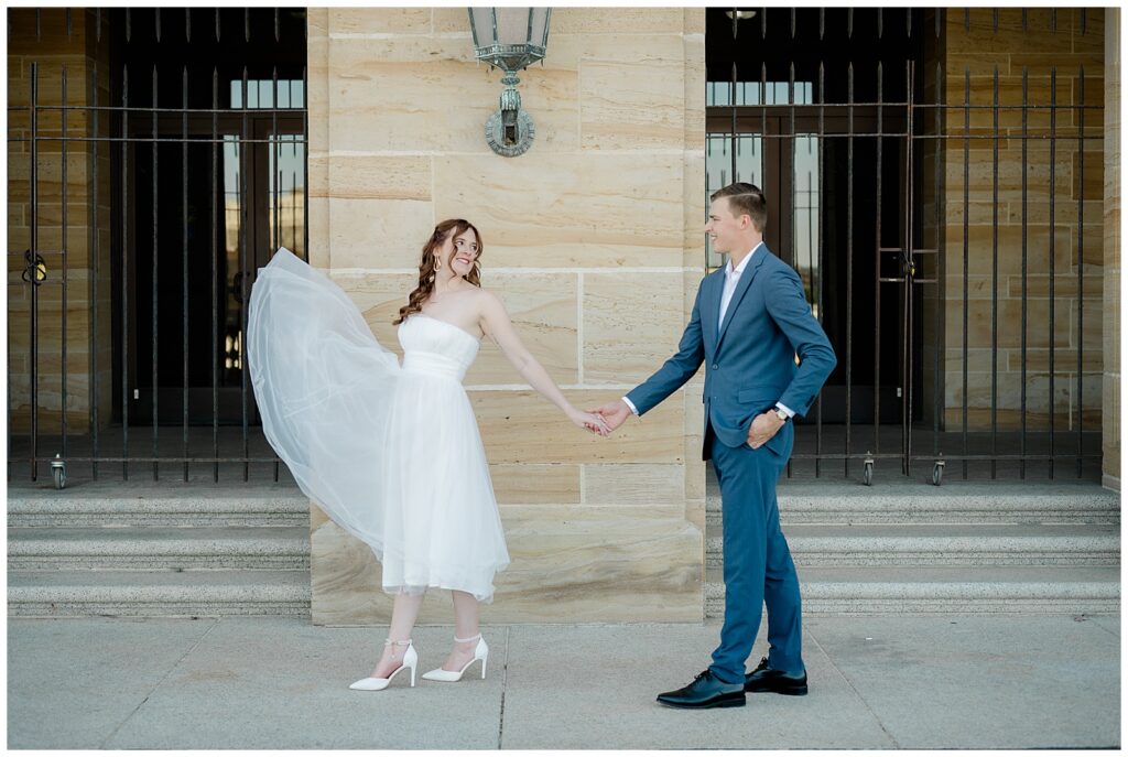 Downtown Dayton engagement session at Dayton Art Institute