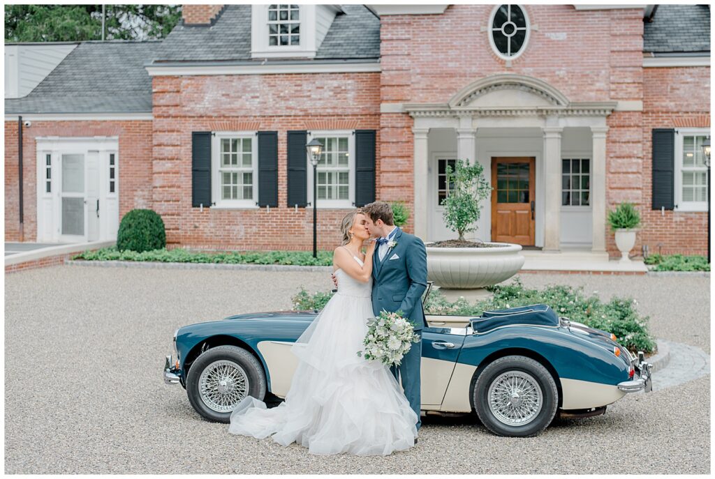 Front lawn wedding inspiration at Meshewa House Turner Farm