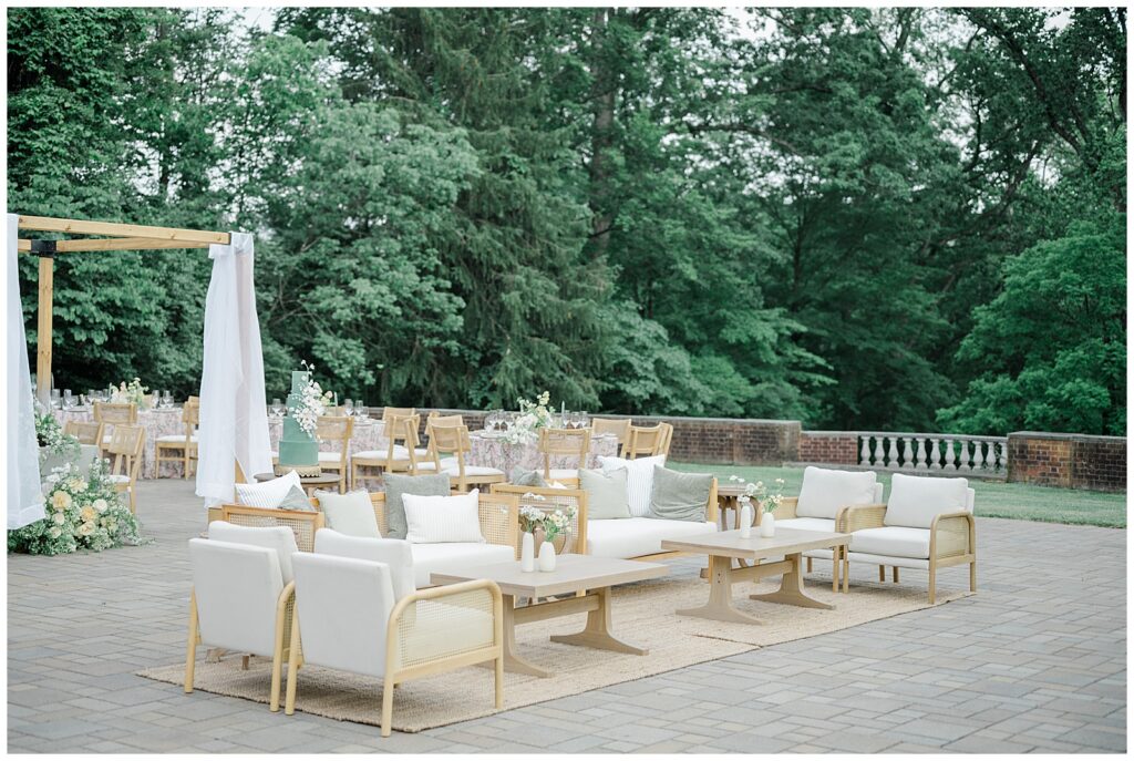 Peterloon Estate reception design on back patio